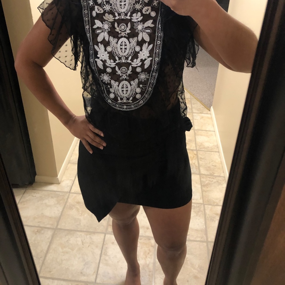 Blouse - Picture 2 of 3